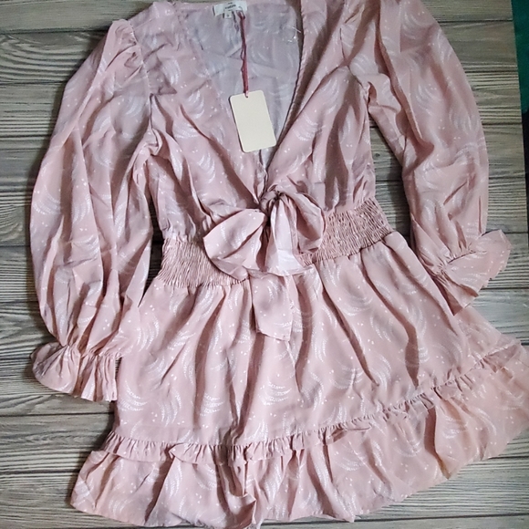 Blush Ruffle Front Tie Romper Dress Medium - Picture 5 of 7